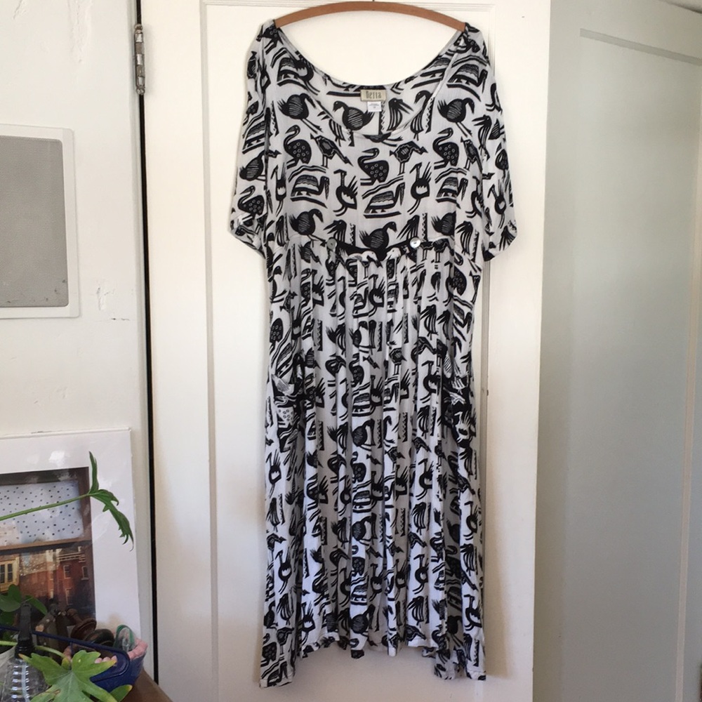 Bella Black and White Patterned Maxi Dress